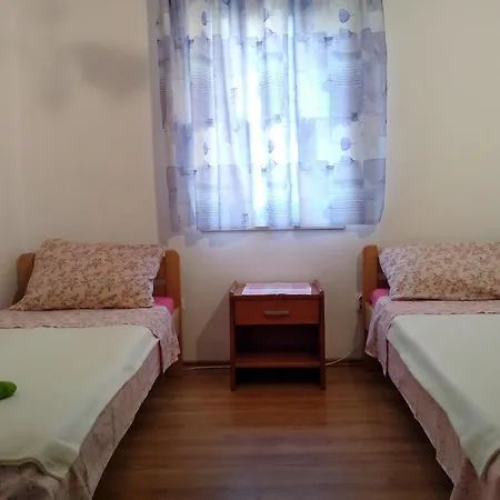 5458c * Njivice