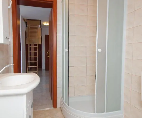 5458c Apartman *